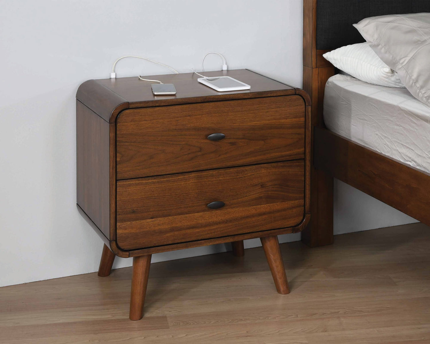 DAR WALNUT - NIGHT STAND