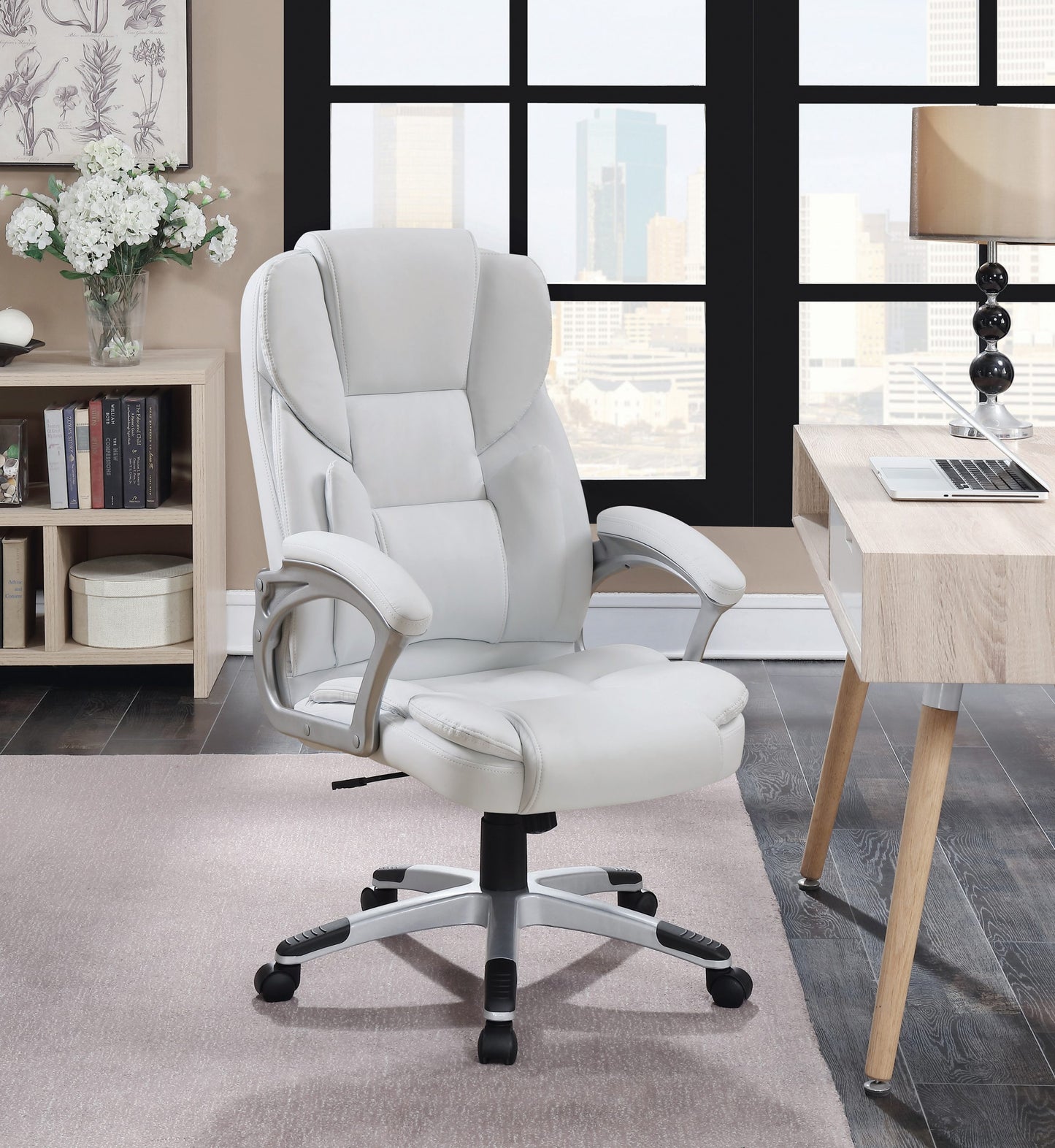 FIR - ADJUSTABLE OFFICE CHAIR